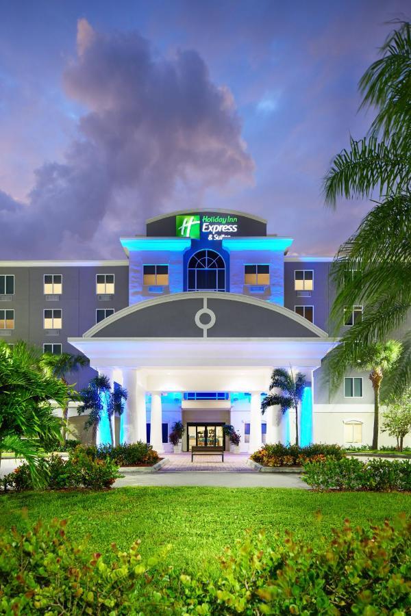 Holiday Inn Express Hotel & Suites Port St. Lucie West By Ihg Exteriér fotografie