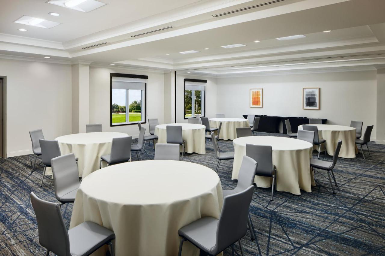 Holiday Inn Express Hotel & Suites Port St. Lucie West By Ihg Exteriér fotografie