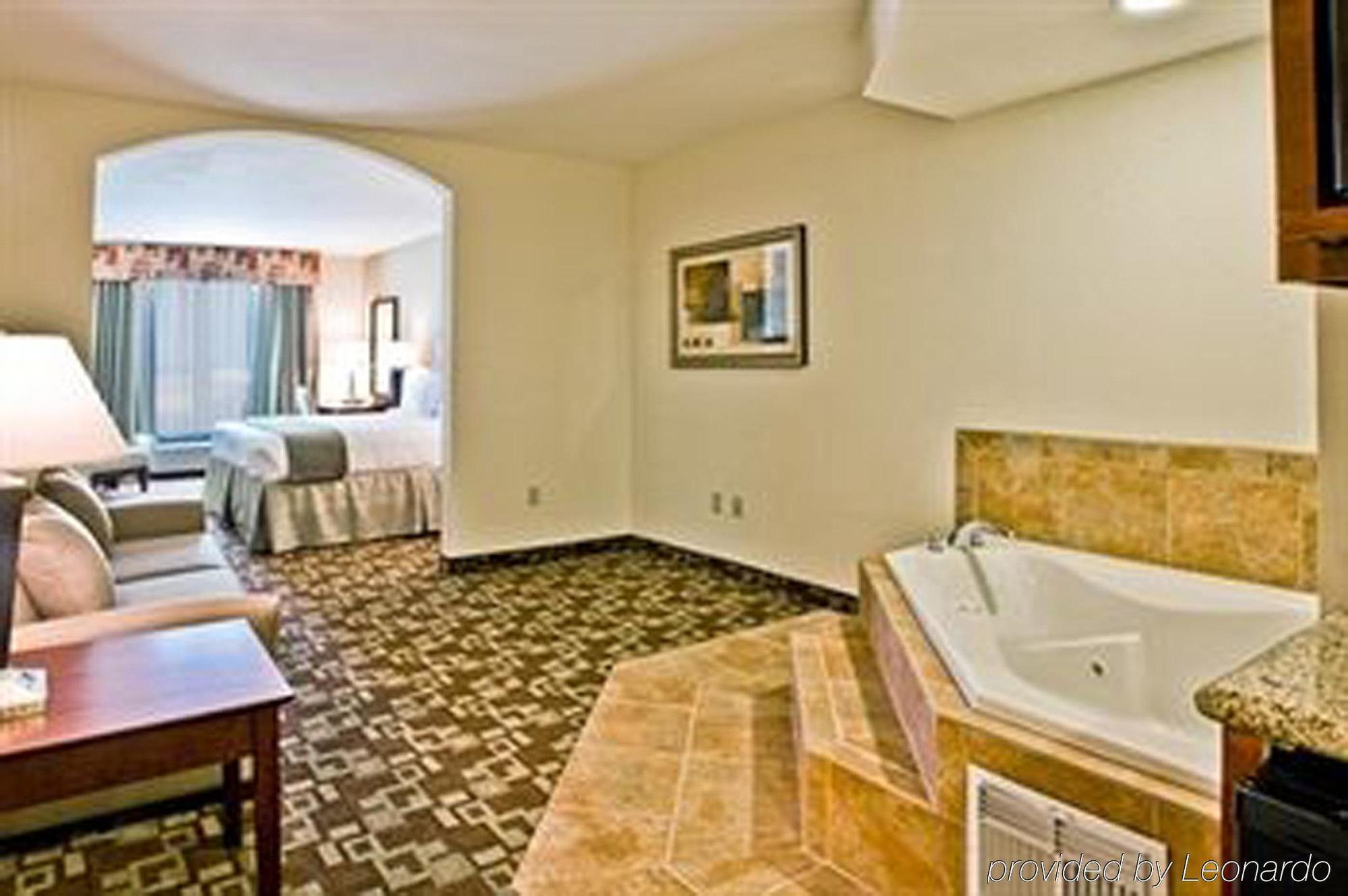 Holiday Inn Express Hotel & Suites Port St. Lucie West By Ihg Pokoj fotografie